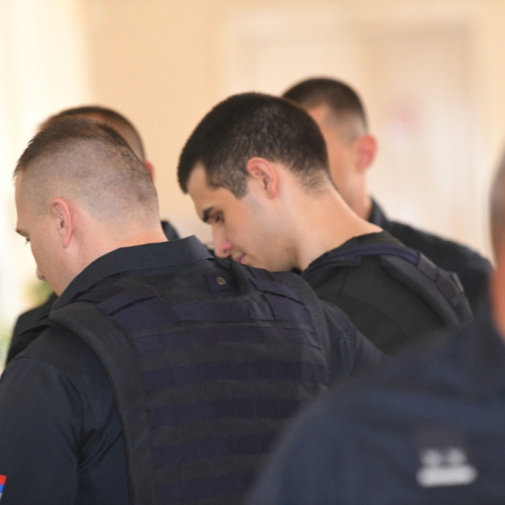 Mediji: Masovni ubica Uroš Blažić i njegov otac zajedno prebačeni u drugi zatvor