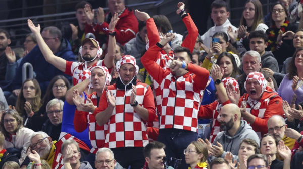 "Vi Hrvati stvarno niste normalni"