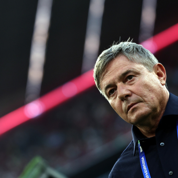 Piksi: "Čekali ste neuspeh – izvolite vređajte, udarajte, pljujte"