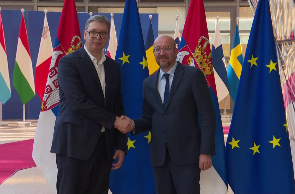 Važni susreti u Briselu: Vučić se sastao sa Mišelom, Varheljijem i Kopmanom FOTO