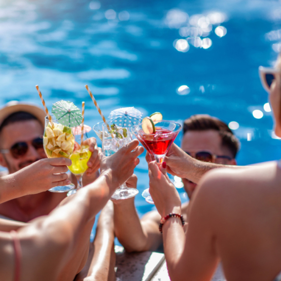 Alkohol povećava rizik za toplotni udar VIDEO