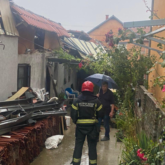 MUP na više od 40 mesta u Beogradu, u Srbiji evakuisano 14 osoba
