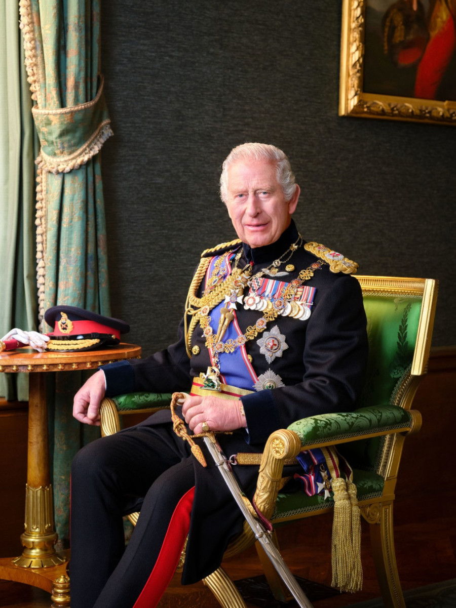 Objavljen novi portret kralja Čarlsa III FOTO