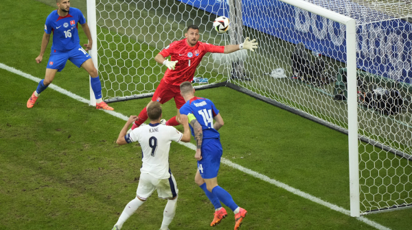 Belingem i Kejn spasili Englesku – Slovačka skupo "prodala kožu"