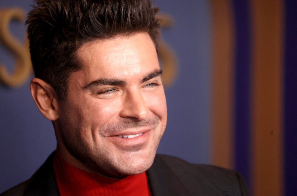 Zak Efron "neprepoznatljiv": "Šta mu se desilo sa licem" FOTO/VIDEO