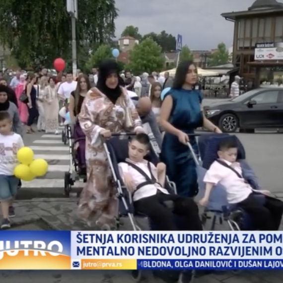 Posebna šetnja organizovana u Novom Pazaru VIDEO