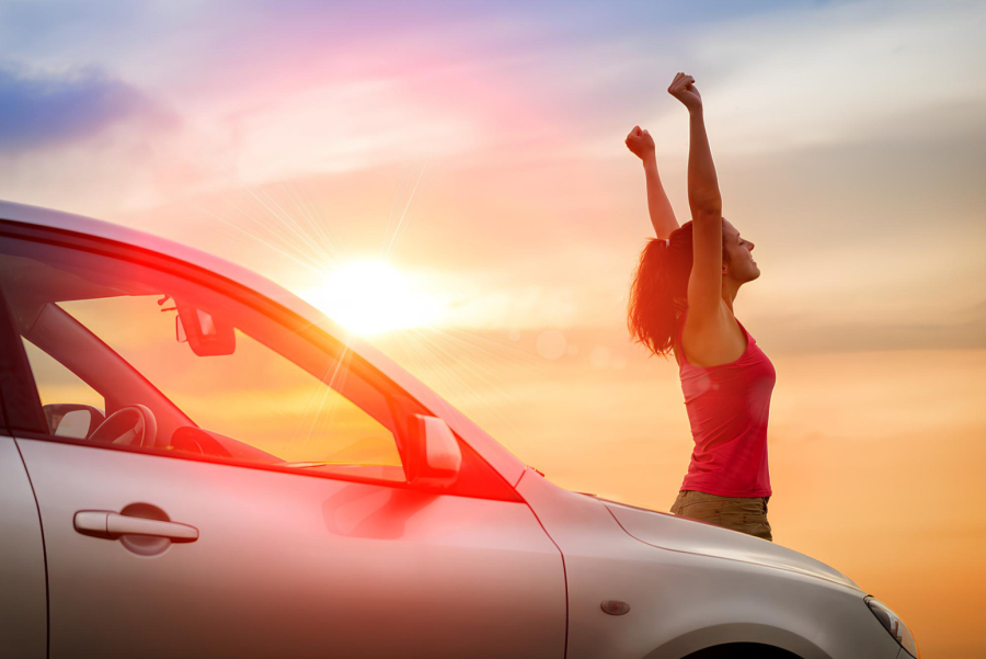Kada je bolje krenuti na more automobilom – danju ili noću? ANKETA