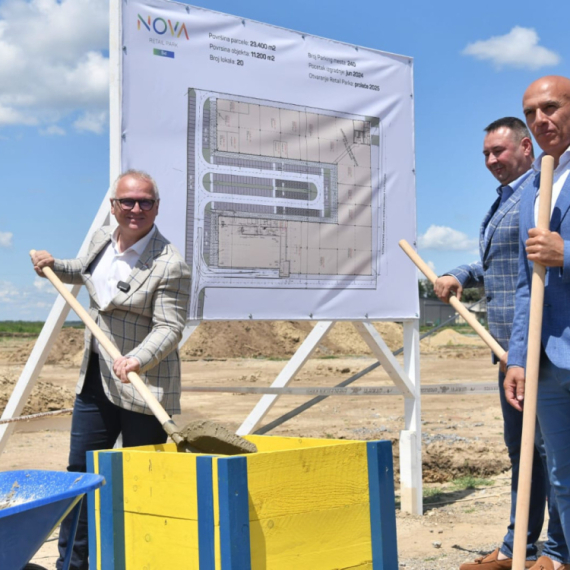 Položen kamen temeljac za izgradnju ritejl parka u Šidu