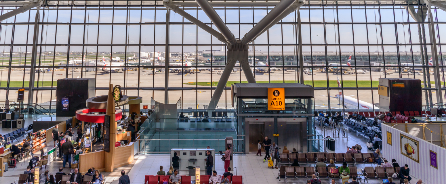 Kraj drame na londonskom aerodromu, putnici dobili hitno obaveštenje FOTO/VIDEO