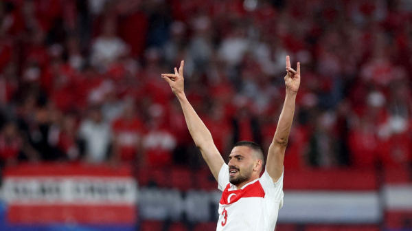 UEFA žestoko kaznila heroja Turske!