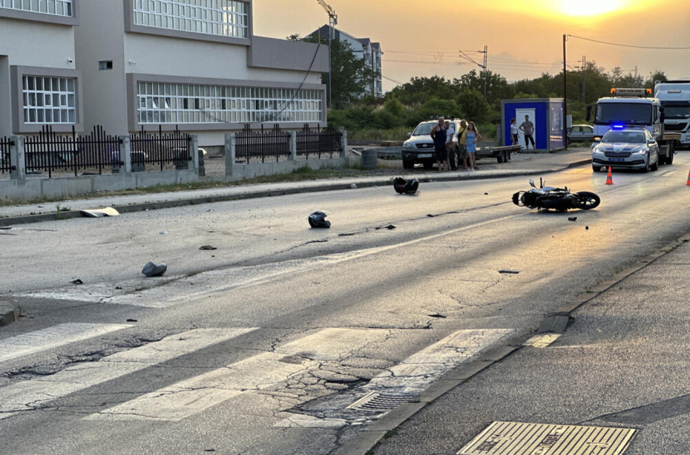 "Toliko je puklo da smo mislili da se srušio avion": Poznato stanje devojke povređene u udesu