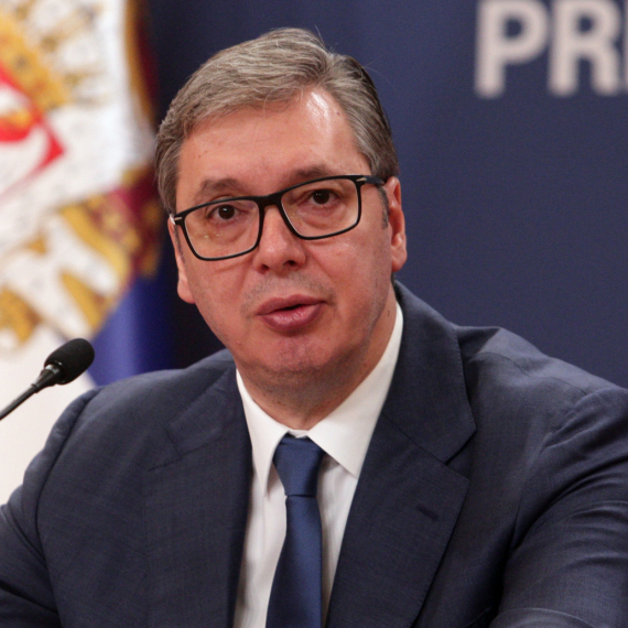Vučić: "Zbog litijuma se vode ratovi"; "On je sila i zato želim da ga razvijamo" VIDEO