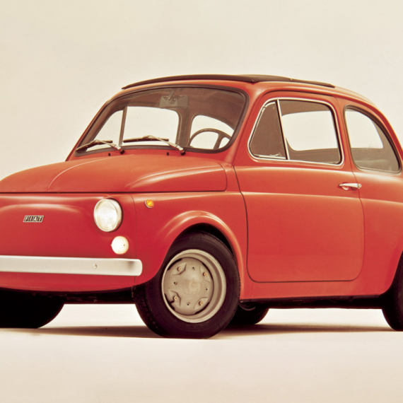 Legendarni Fiat proslavio 67. rođendan, dočekao i "unuka" FOTO/VIDEO