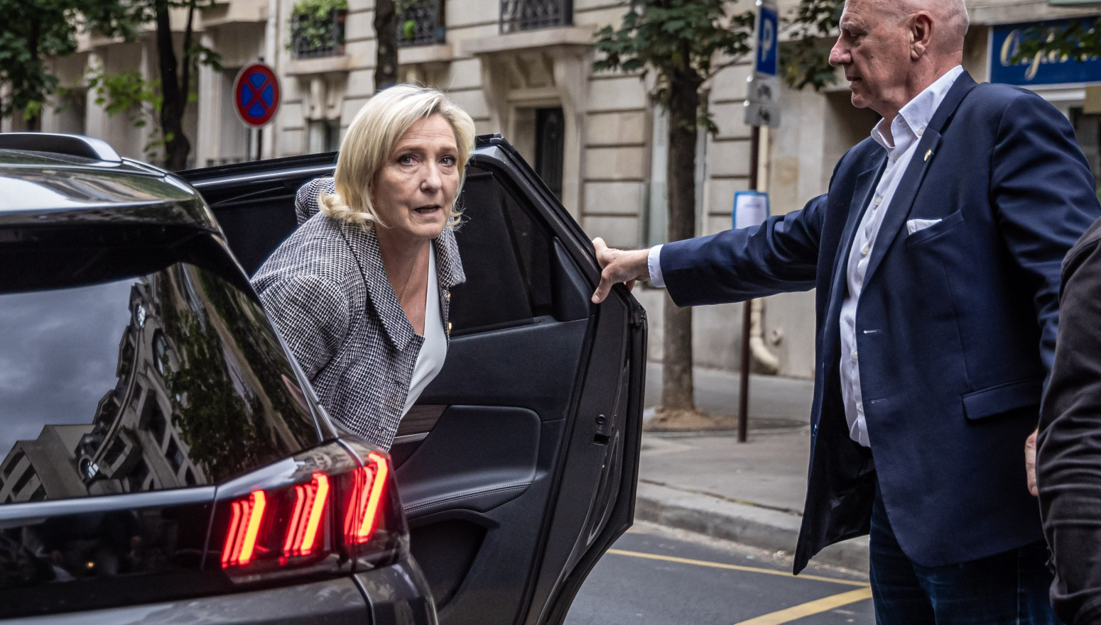 Veliki udarac za Marin Le Pen