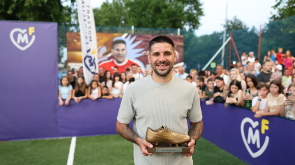 Mitrović otvorio teren u rodnom Smederevu: "Nadam se da ste ponosni na mene"