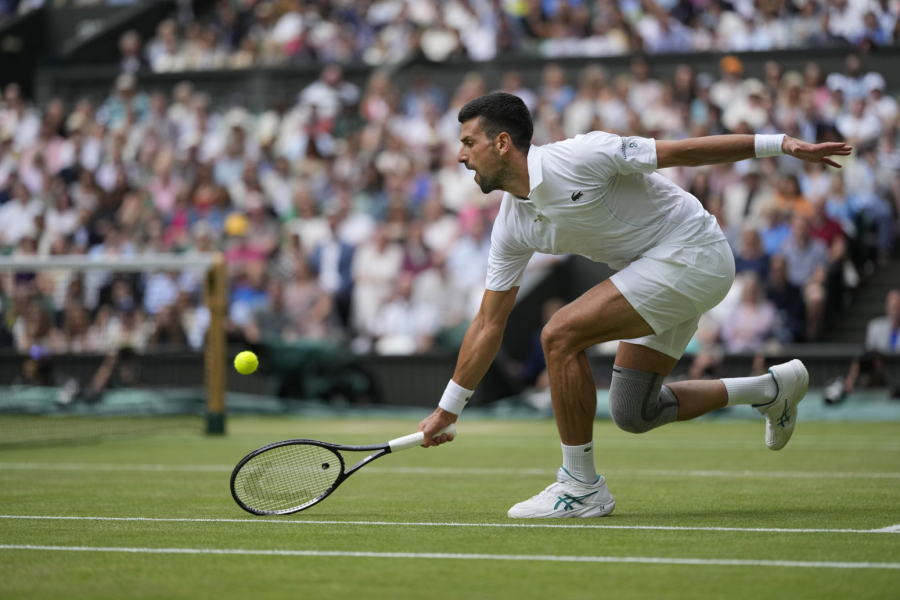 Novak slomio žilavog Muzetija za finale Vimbldona!