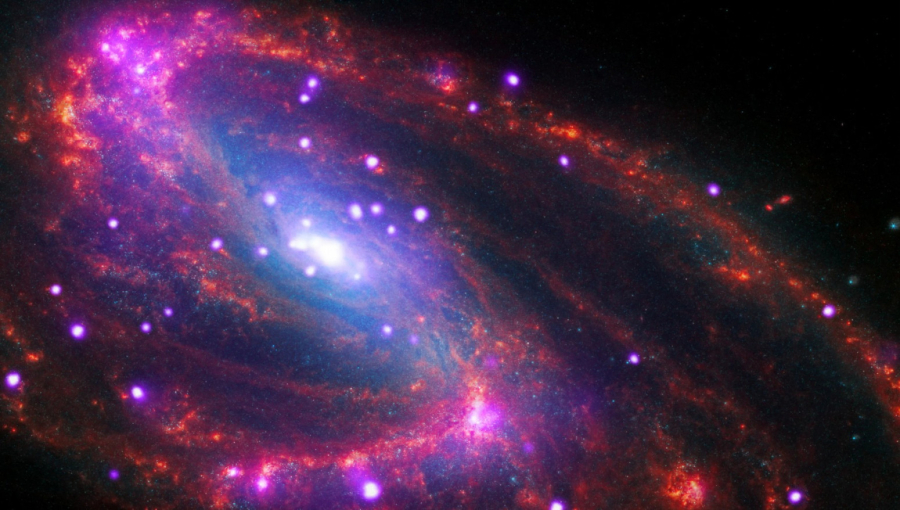 NASA objavila dve zapanjujuće slike galaksije FOTO