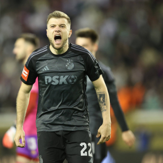 Transfer bomba: Zvezda želi da dovede beka Dinama!