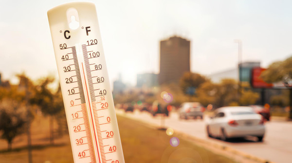 Ako vam auto leti deluje tromije, niste jedini – evo šta se zapravo događa