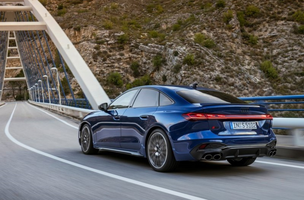 Novi Audi S5 je baš težak, pretežak