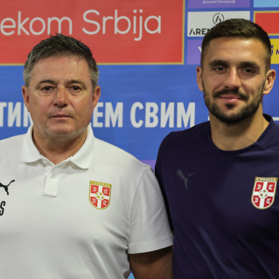Piksi se oglasio zbog Tadića