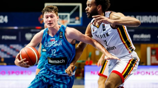Slovenački košarkaši dominantno do finala U20 Evrobasketa