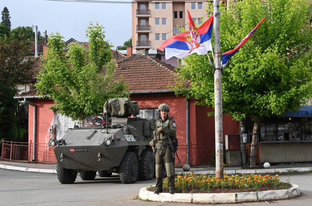 U zgradi opštine Zvečan zatečeni šokantni prizori: Evo šta je tzv. kosovska policija uradila sa ikonama FOTO