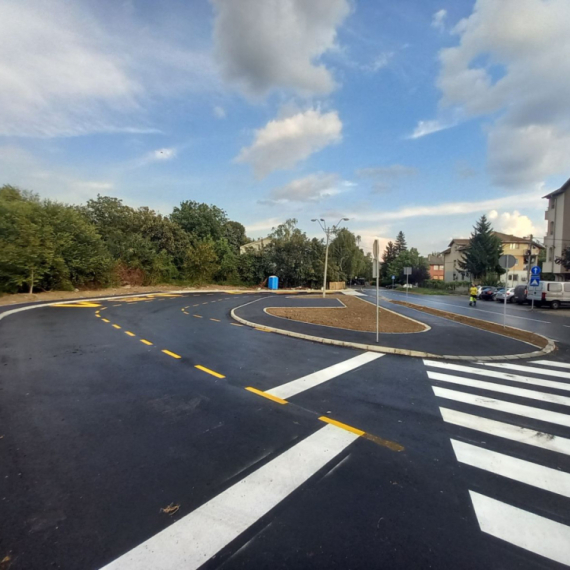 Vrednost radova oko 15 miliona dinara: Evo kako izgleda nova okretnica u Zemun Polju FOTO
