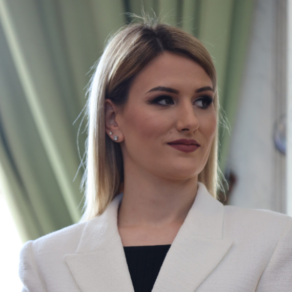 Porodila se Nataša Kovačević: Objavila prvu sliku iz porodilišta i otkrila ime bebe FOTO