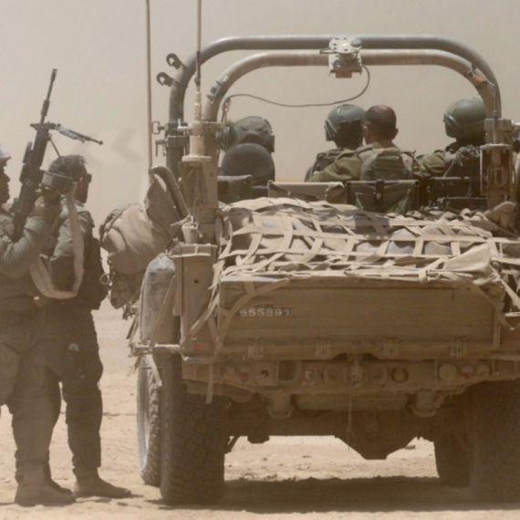 IDF napao novinare CNN-a: "Stani! Sedi! Sedi!" VIDEO