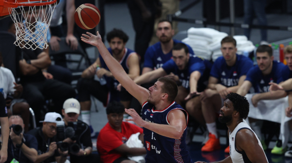Šek: "Embid više nije vrhunski centar, Jokić je daleko ispred njega" VIDEO