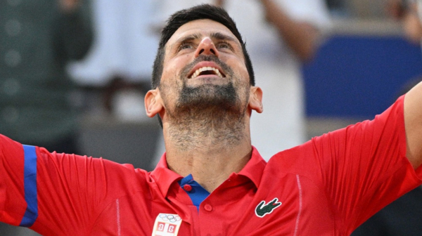 Novak objavio hit snimak: "Da te poljubim, brate moj" VIDEO