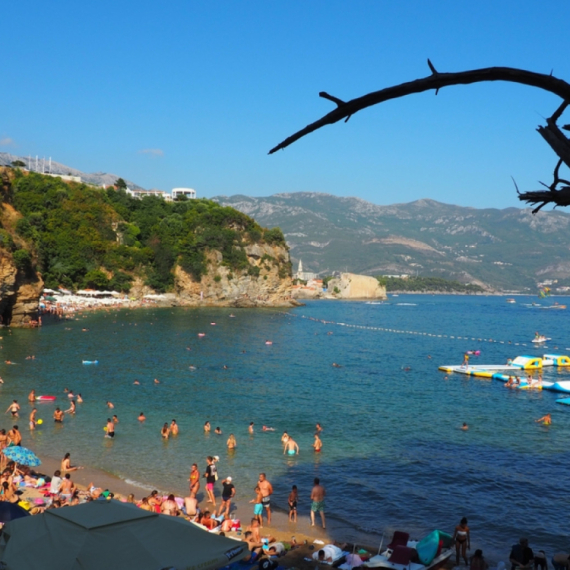 Crnogorci dobijaju 144 nove plaže