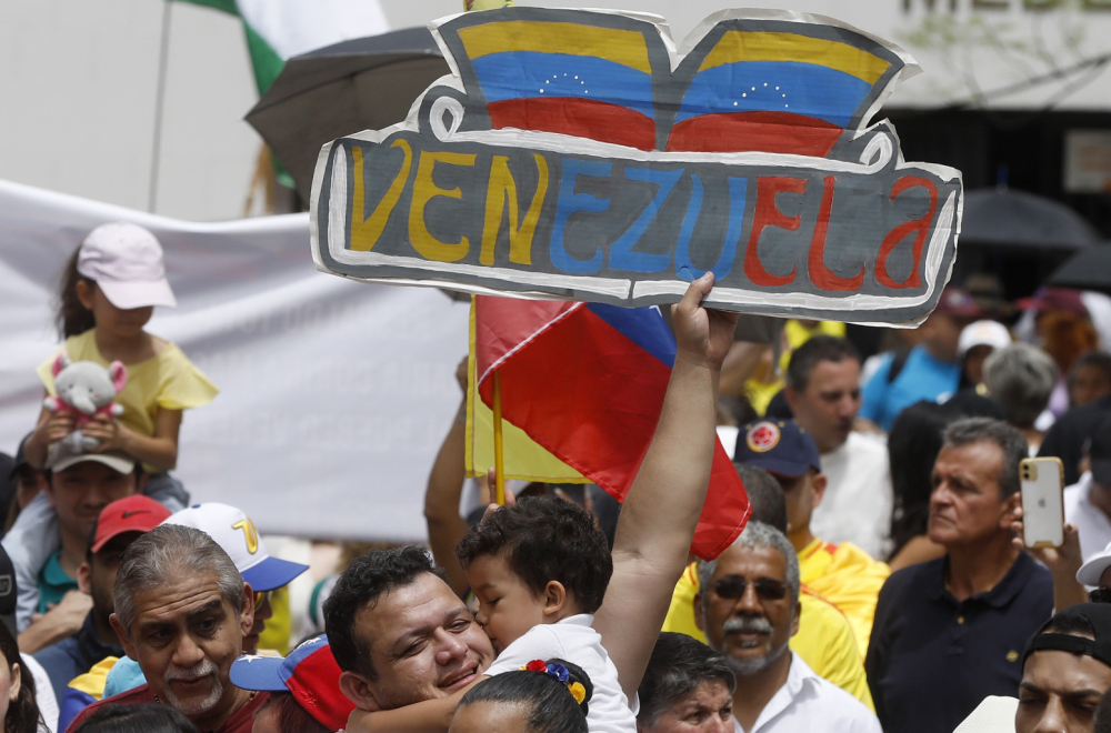 Albares pozvao EU da ukine sankcije Venecueli