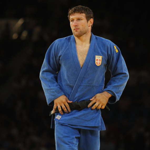 Vučić čestitao Majdovu i Siminu na medaljama