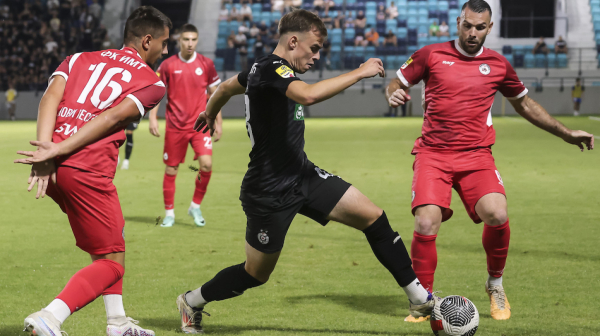 VAR ostavio nulu na "Kraljevici" – Partizan prosuo dva boda u Zaječaru