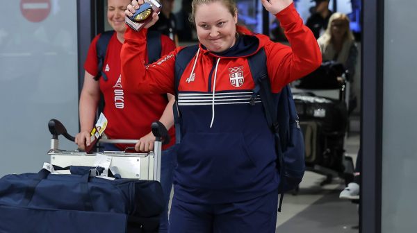 Vučić čestitao Arunovićevoj na medalji