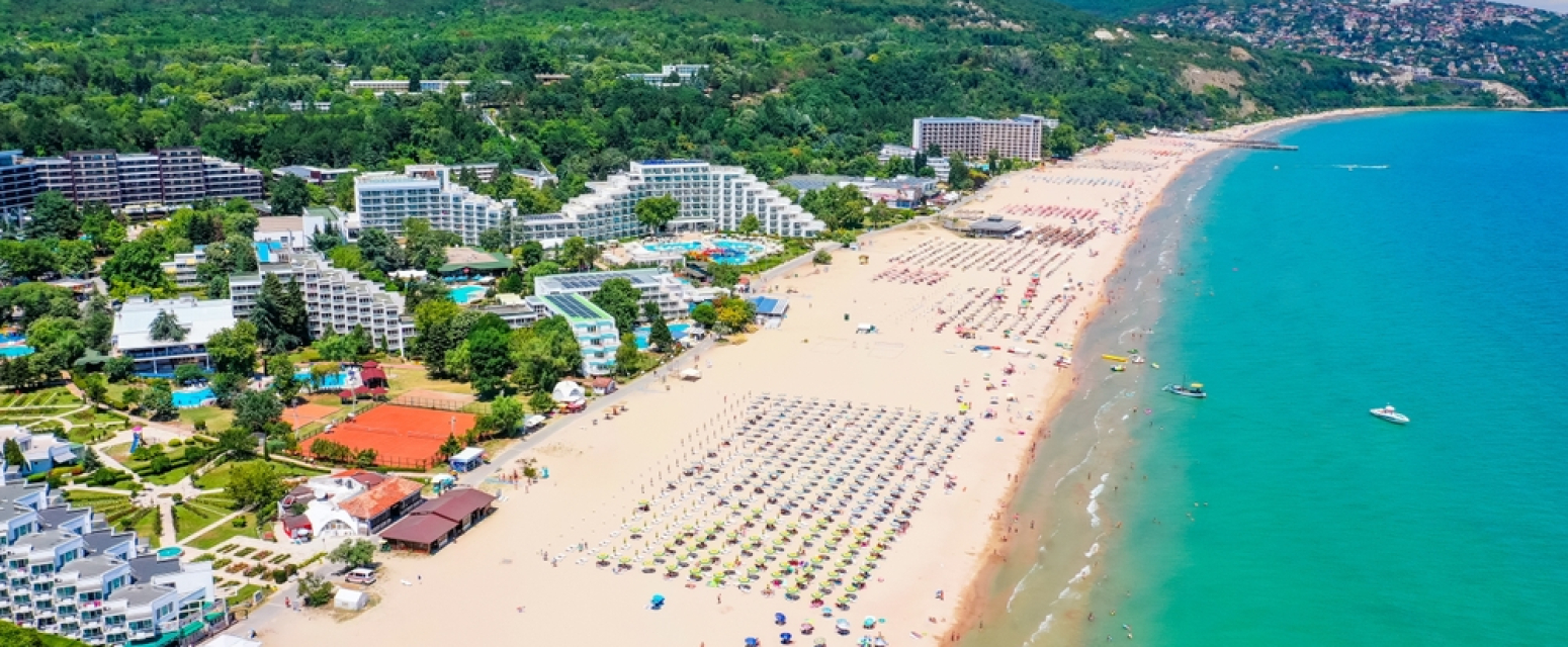 Srbi otkrili novu destinaciju za letovanje: Noćenje za dvoje 23 evra, a giros 4