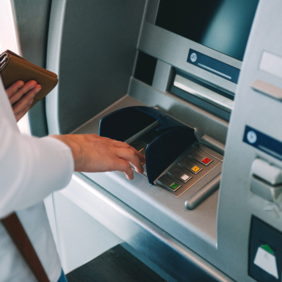 Šta ako vam bankomat ukrade novac? Problem je rešiv, ali morate ovo da znate