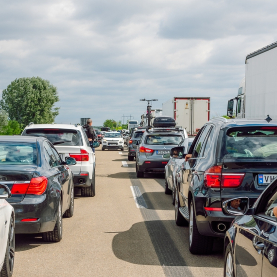 AMSS: Zadržavanja za automobile na nekoliko graničnih prelaza