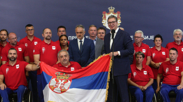 "Nosićemo zastavu Srbije sa ponosom"