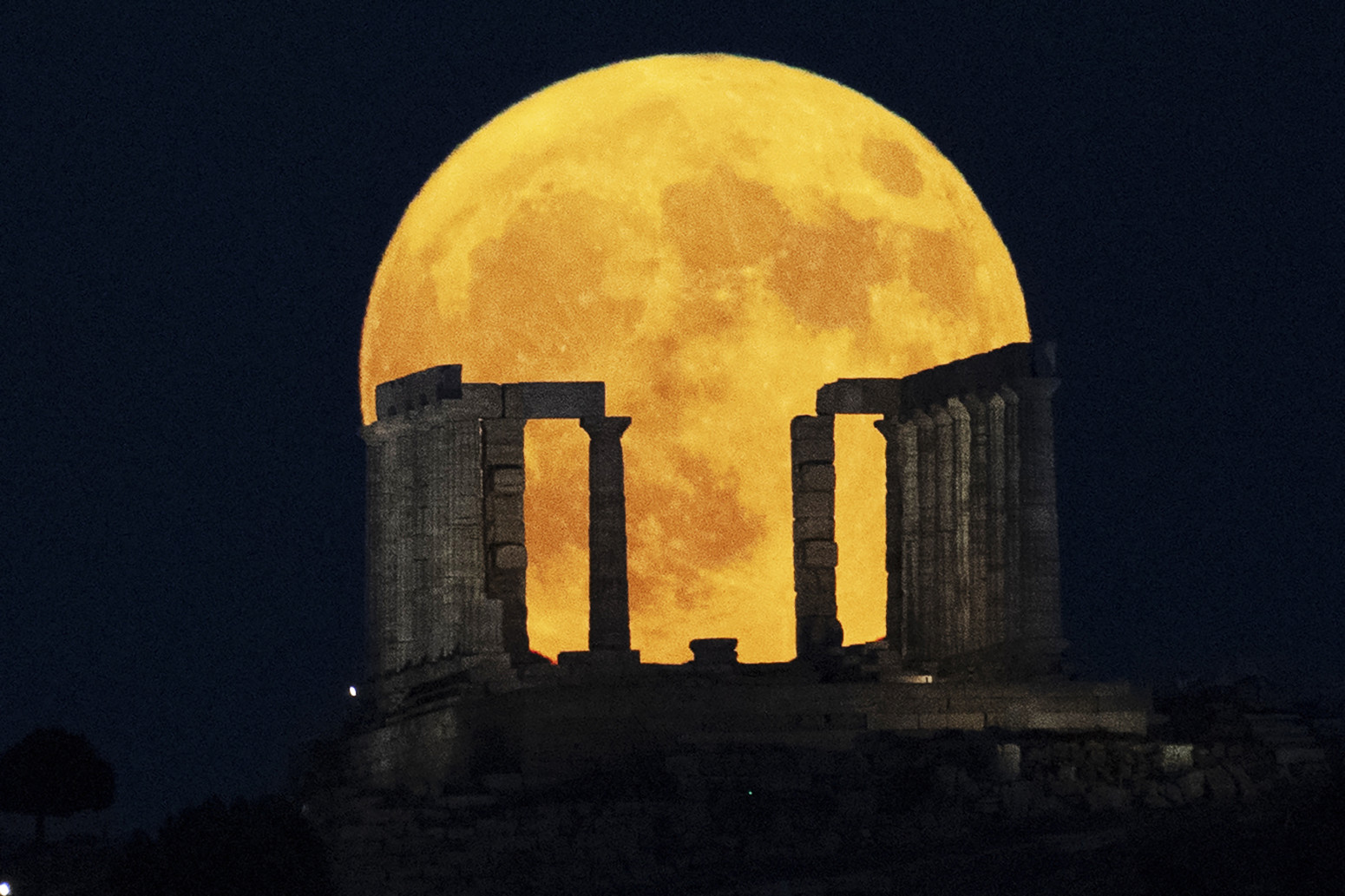Nestvarna pojava na nebu koja se dešava jednom u tri godine FOTO