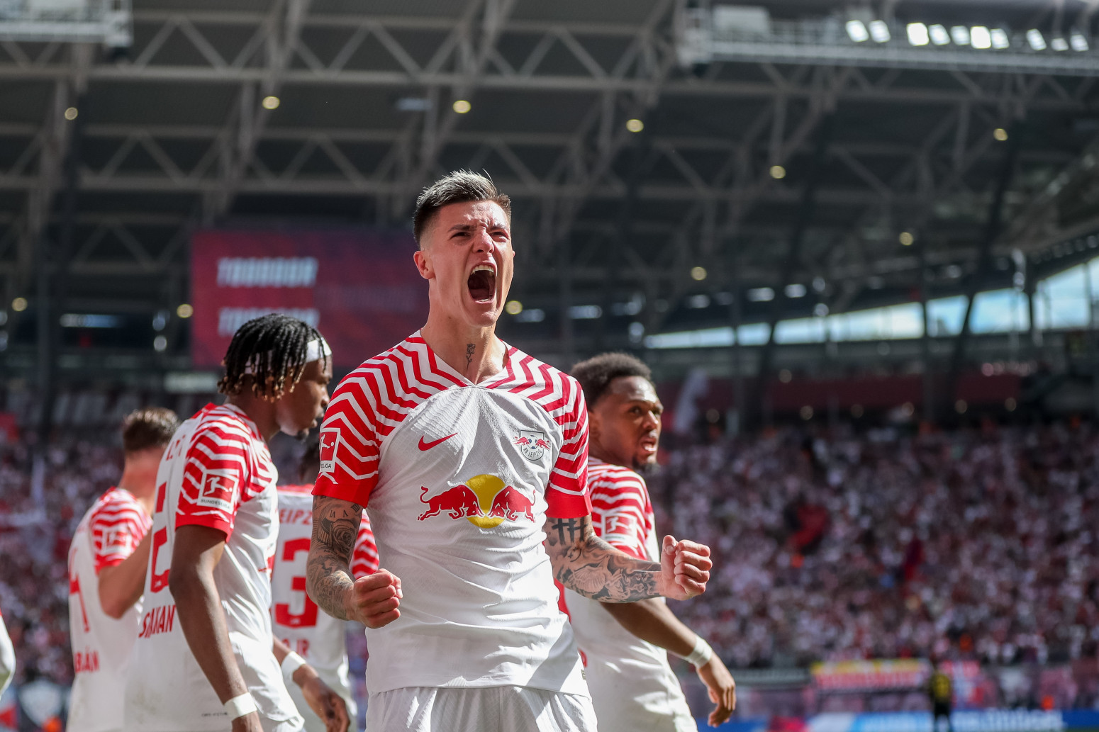 Bundesliga se vratila – Bajer u (ne)mogućoj misiji, Bajern i Borusija u novom izdanju