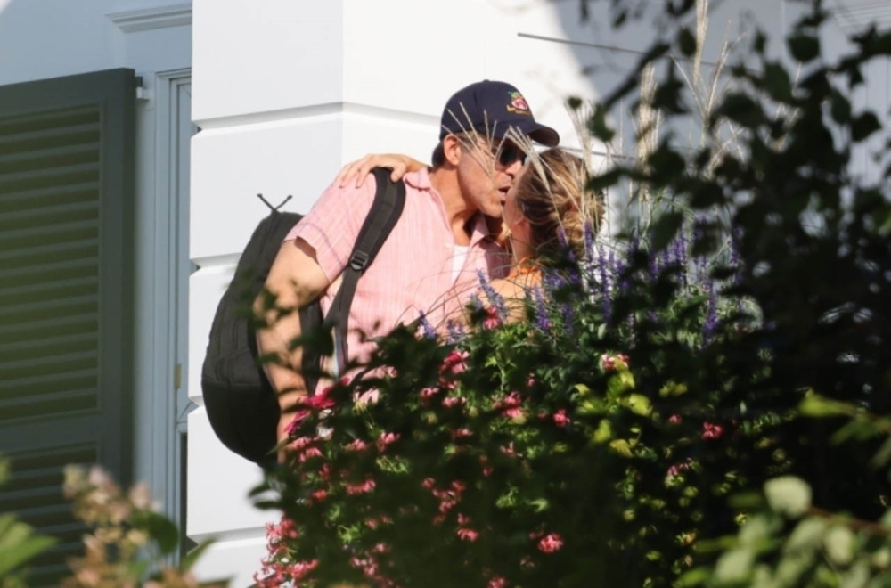 Nakon brojnih kritika, Blejk Lajvli konačno u javnosti FOTO