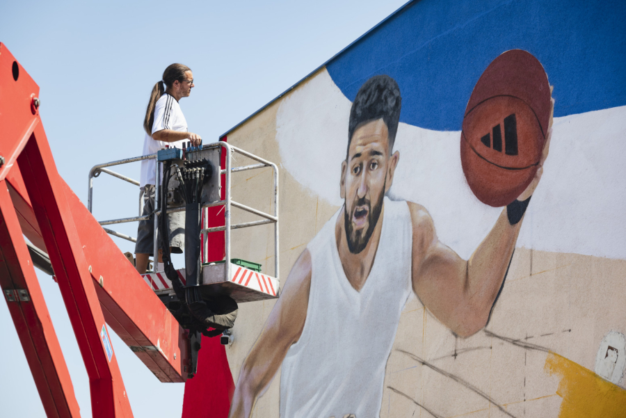 Ponos Karaburme: Mural našeg košarkaša oduševio komšiluk FOTO