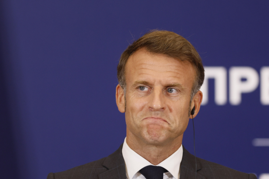 Macron visiting Serbia; Vučić: Tonight we will continue the talks... Feel at home PHOTO/VIDEO