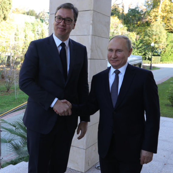 Putin čestitao Vučiću Dan državnosti; Predsednik Srbije primio čestitke brojnih svetskih zvaničnika FOTO