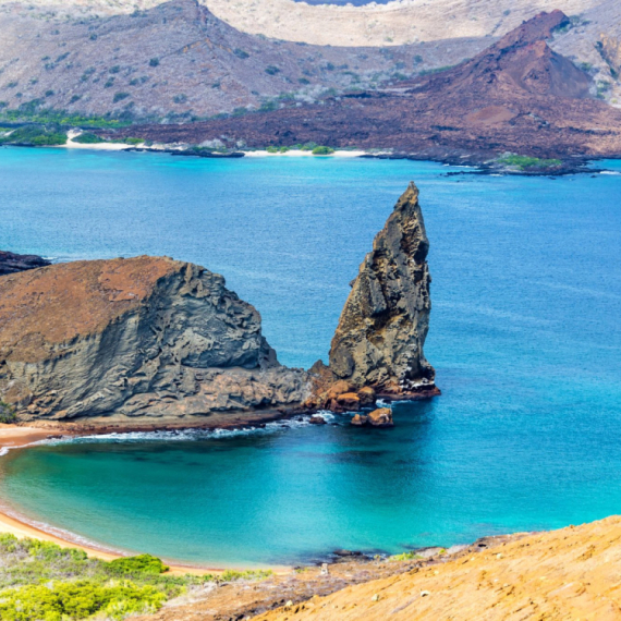 Turistička mesta na ostrvima Galapagos privremeno zatvorena zbog cunamija FOTO