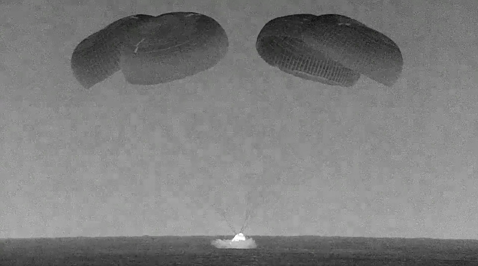 Posada SpaceX-a dva sata šetala po svemiru: Vratili se na Zemlju nakon pet dana FOTO/VIDEO