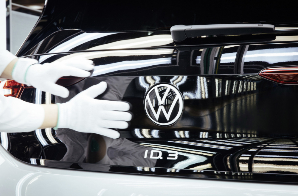 To je horor; VW tek početak: Auto-industrija na kolenima
